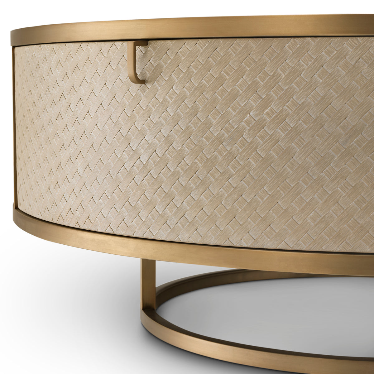 Eichholtz Coffee Table Napa Valley woven washed oak veneer Pairing Bauhaus style with a Mid-Century Modern look, the beautiful drum-shaped Napa Valley Coff