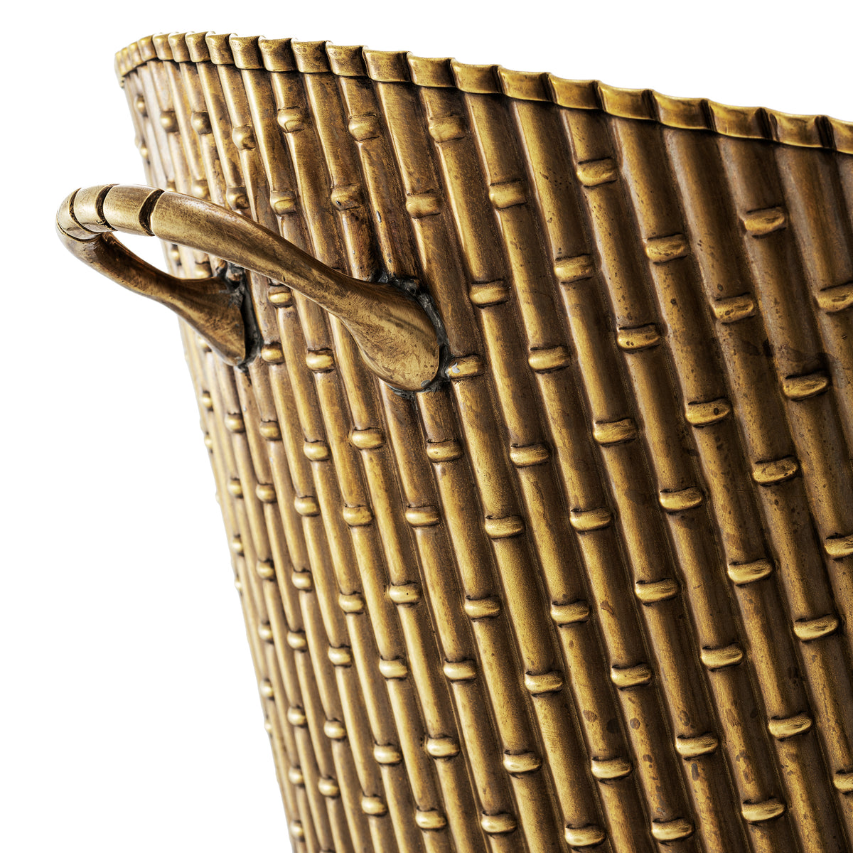 Eichholtz Wine Cooler Barletta L vintage brass finish Explore the Eichholtz Barletta L Wine Cooler, a handcrafted piece distinguished by its refined bambo - 5