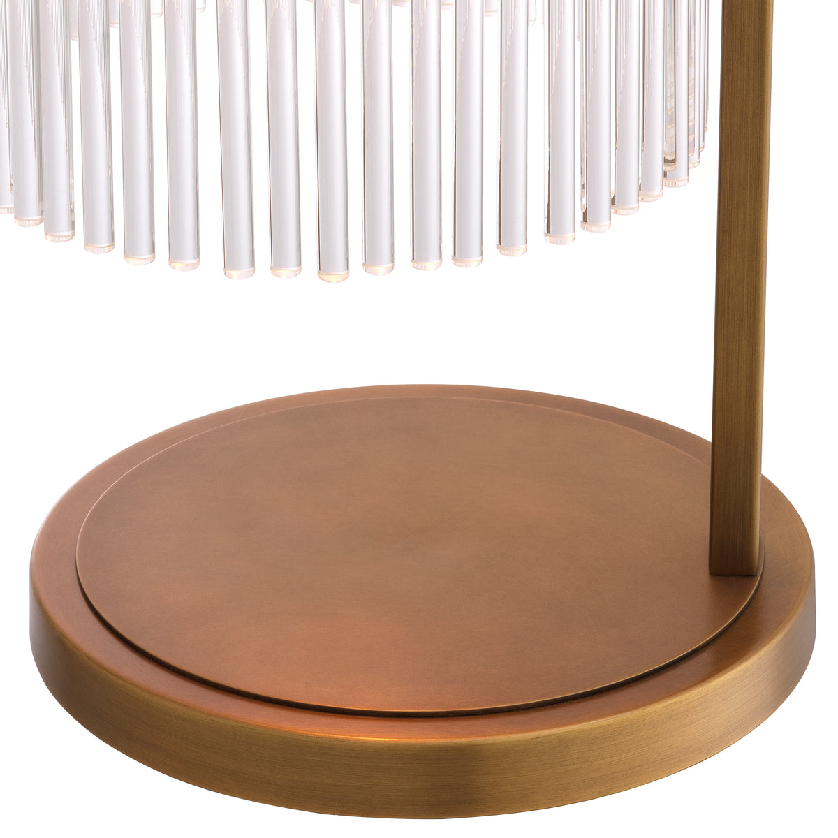 Eichholtz Table Lamp Carnero antique brass finish With a hint of retro style, the Carnero Table Lamp fits a host of traditional and contemporary inter