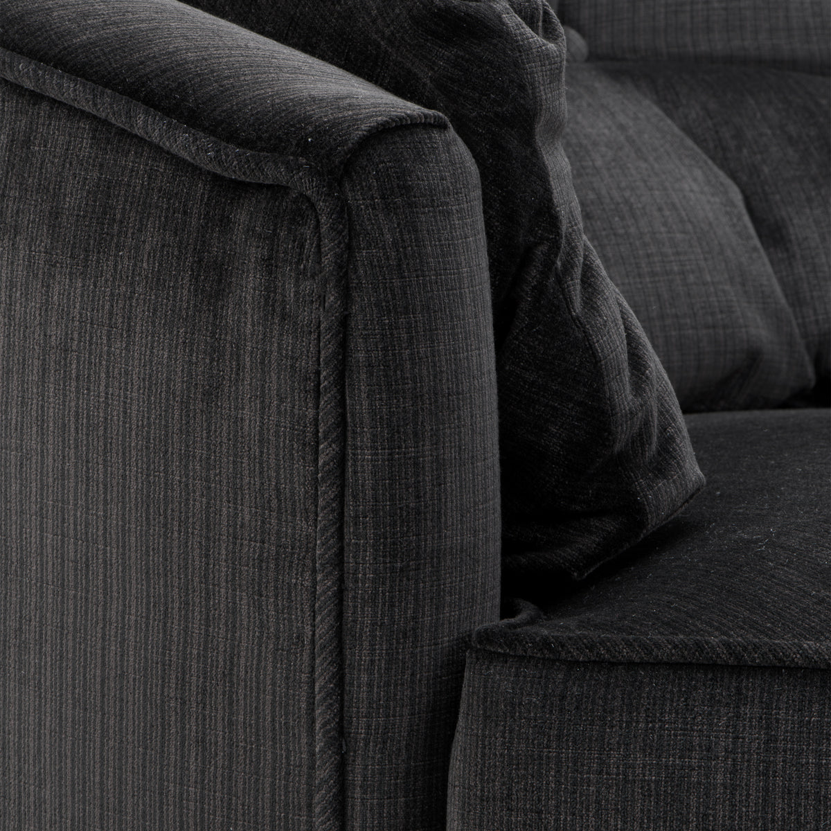 Eichholtz Swivel Chair Recla bolard black Make a bold style statement in your living space with the Recla Chair, presented on a swivel base. F