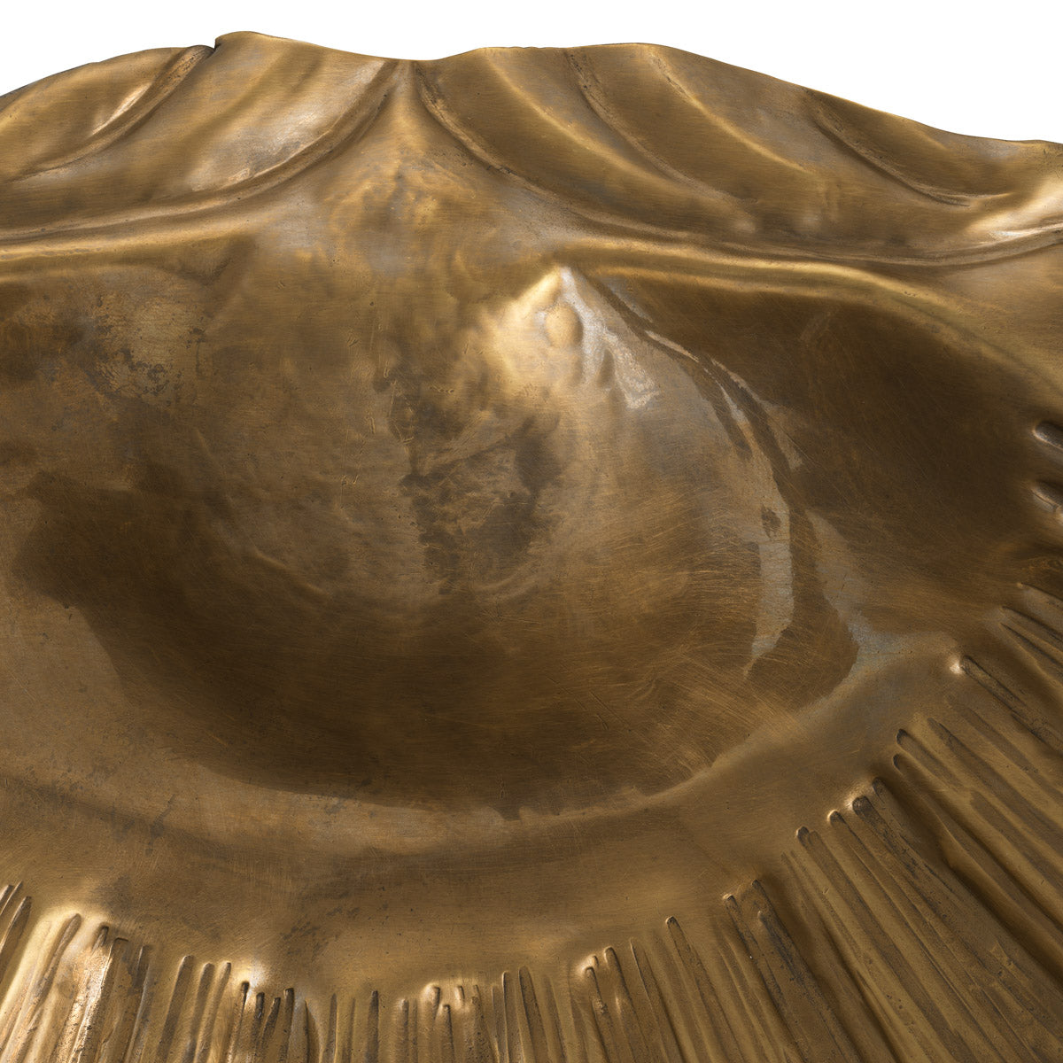 Packaging or detail view for Bowl Seashell — Brass & finish highlights (Image 7)