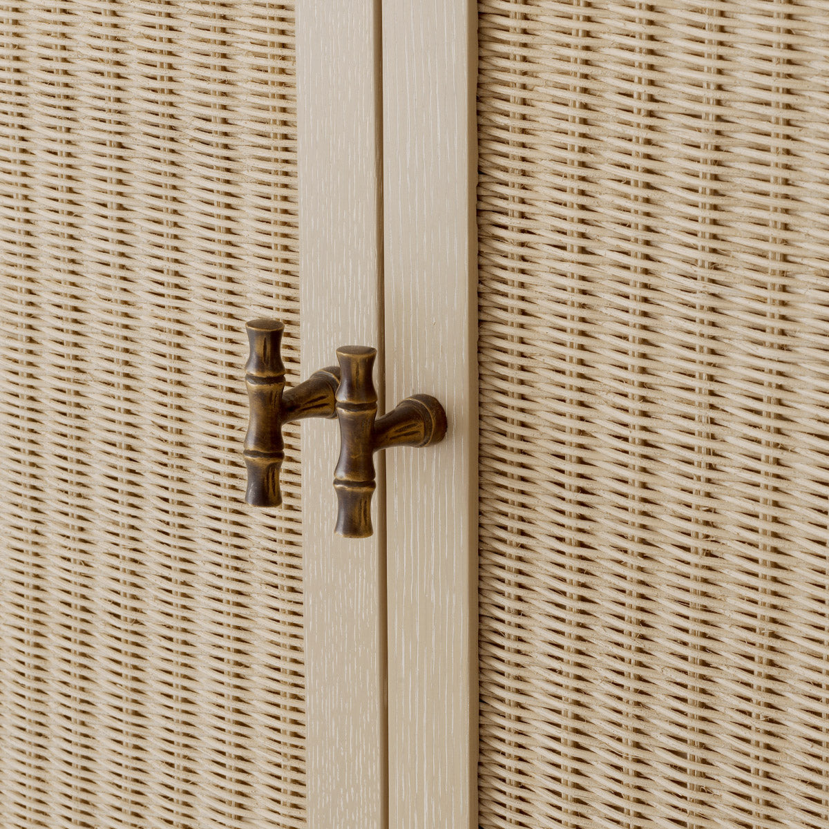 Cabinet Borchard Washed oak veneer | woven rattan | bronze finish Cabinets 119877 7