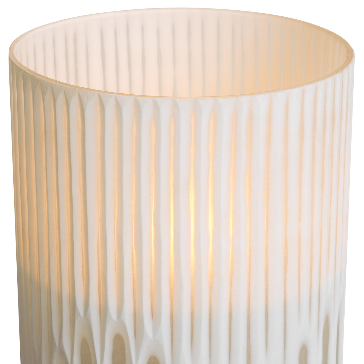 Angled view of Hurricane Westgrove L showing proportions and detailing (Image 3)