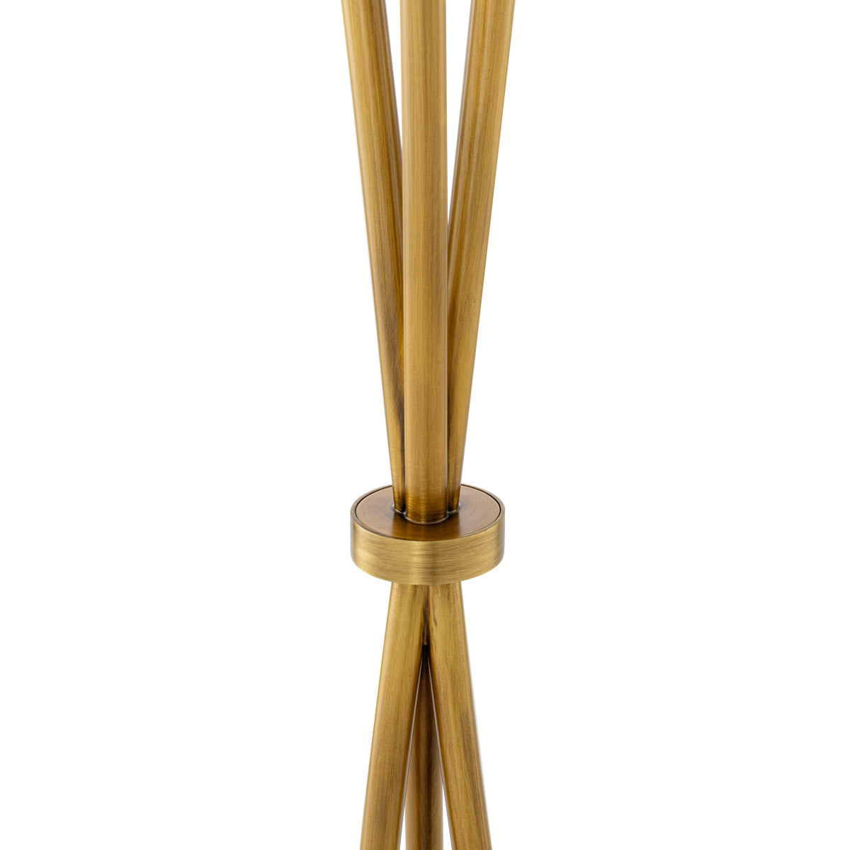 Floor Lamp Izzy by Eichholtz in a styled setting — Antique Brass, Alabaster (Image 4)