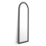 Close-up of Mirror Kenton L highlighting premium materials and Classic Black (Image 2)