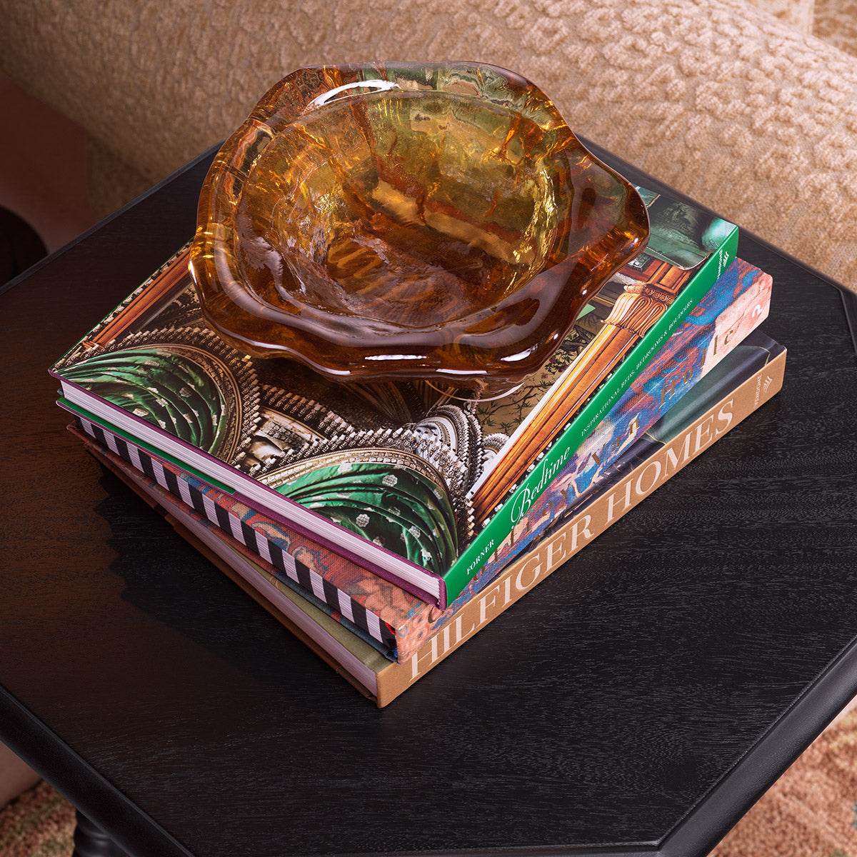 Alternate perspective of Bowl Courtier — Brown, Hand Blown Glass finish (Image 6)