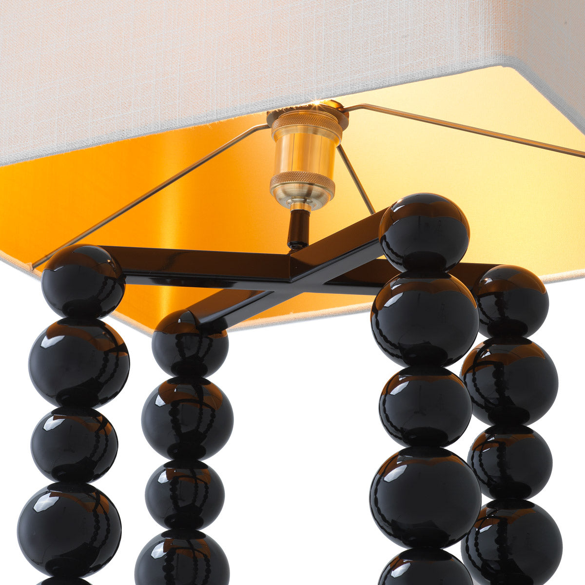 Detail shot of Table Lamp Bentley craftsmanship — premium materials accents (Image 5)