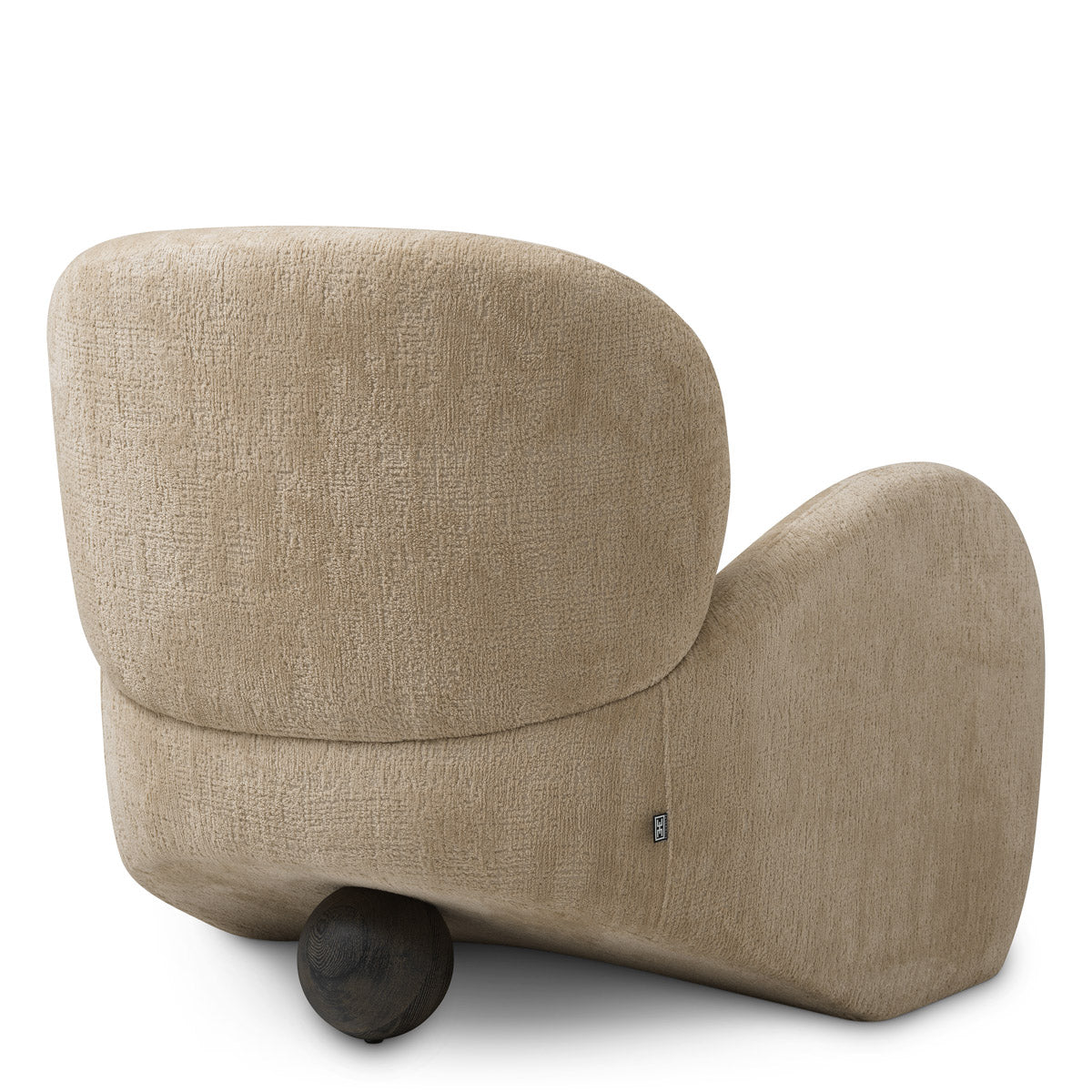 Chair Sylva by Eichholtz in a styled setting — Avelin Sand (Image 4)
