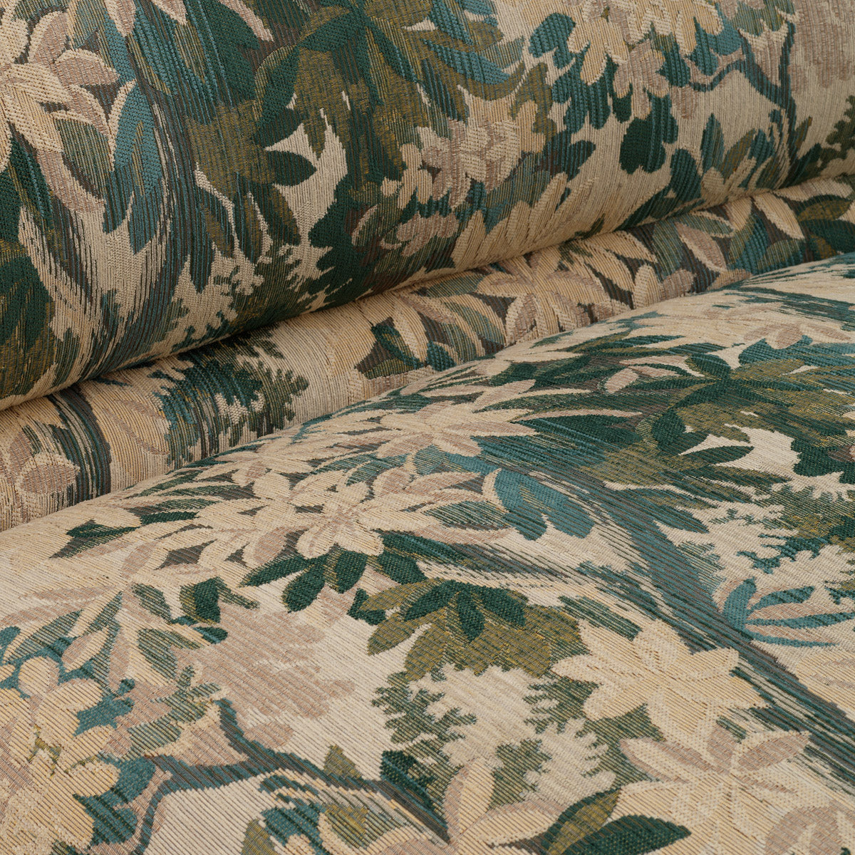 Detail shot of Modular Sofa Grand Avenue - Middle craftsmanship — Cotton, Polyester accents (Image 13)