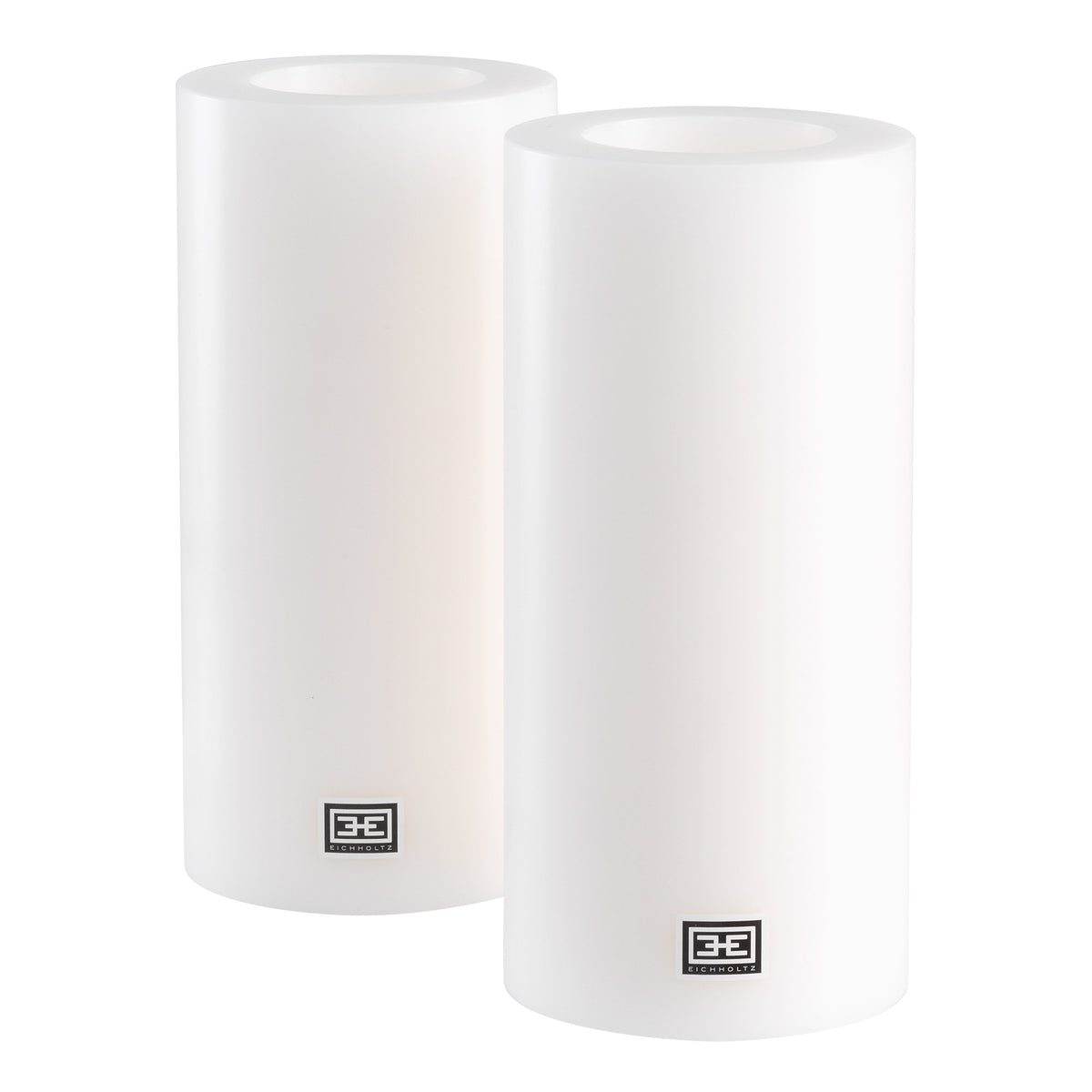 Eichholtz Artificial Candle¸ 10 x H. 21 cm set of 2 and cosy atmosphere in your home with this beautiful set of 2 Artificial Candles. They