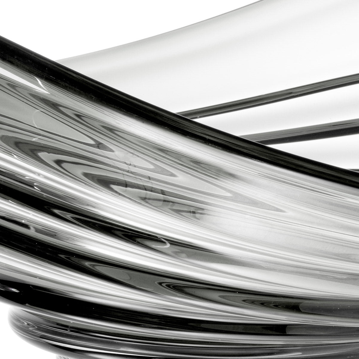 Eichholtz Bowl Pheadra L materials for a statement in any luxury interior. Dimensions W 14.0" D 19.5" H 8.0"