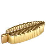 Eichholtz Box La Plume feather-shaped box stands out by its beautiful relief and gleaming polished brass finish. Box La
