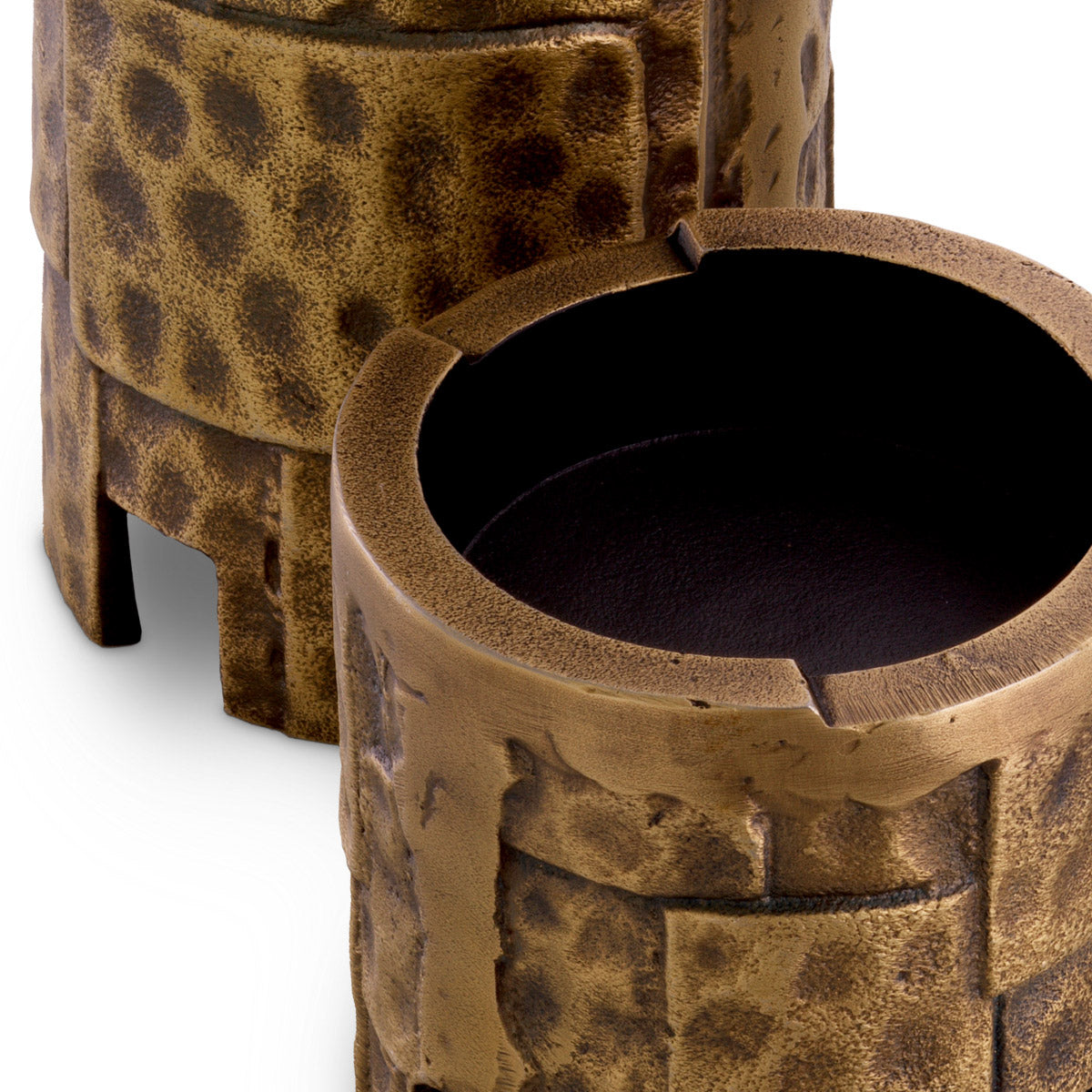 Eichholtz Candle Holder Laurentios set of 3 with elevated materials for a statement in any luxury interior. Expertly made for enduring style