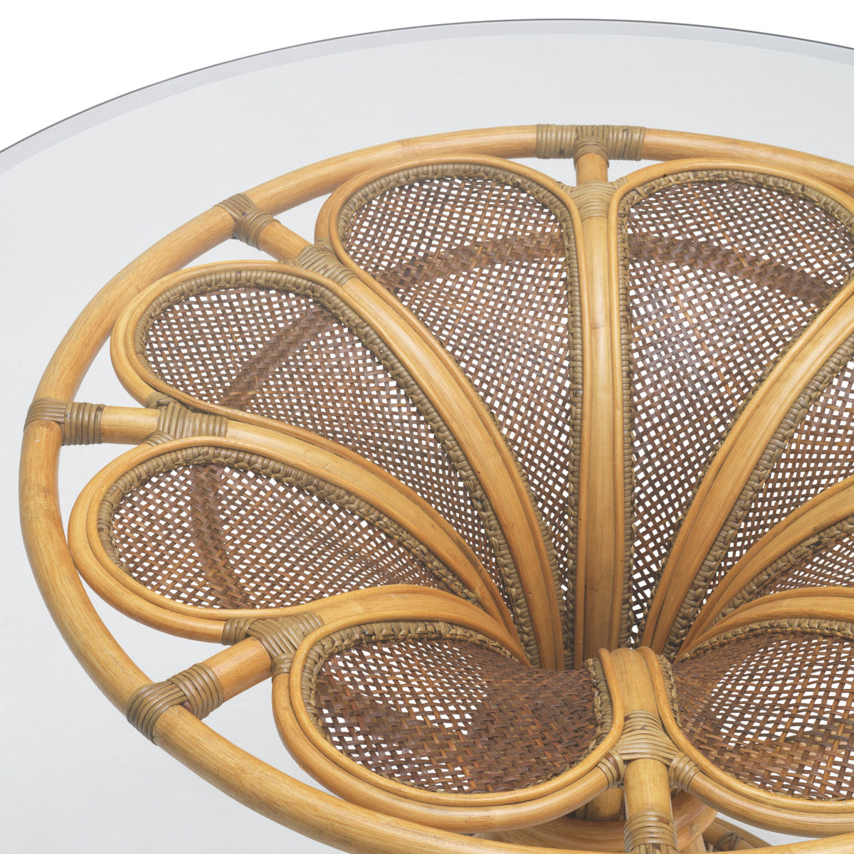 Eichholtz Centre Table Colony an exquisite addition to any space. Place this stylish piece in your hallway for a