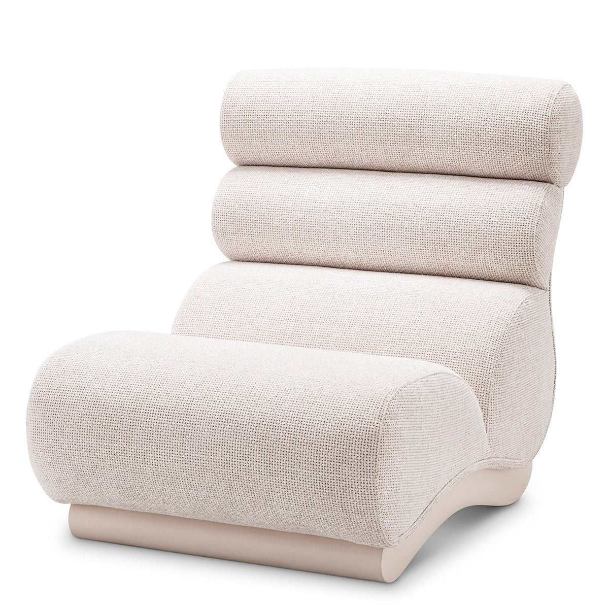 Eichholtz Chair Congreso Embrace luxurious comfort and style with the elegant Chair Congreso in the pristine Lyssa Off-White