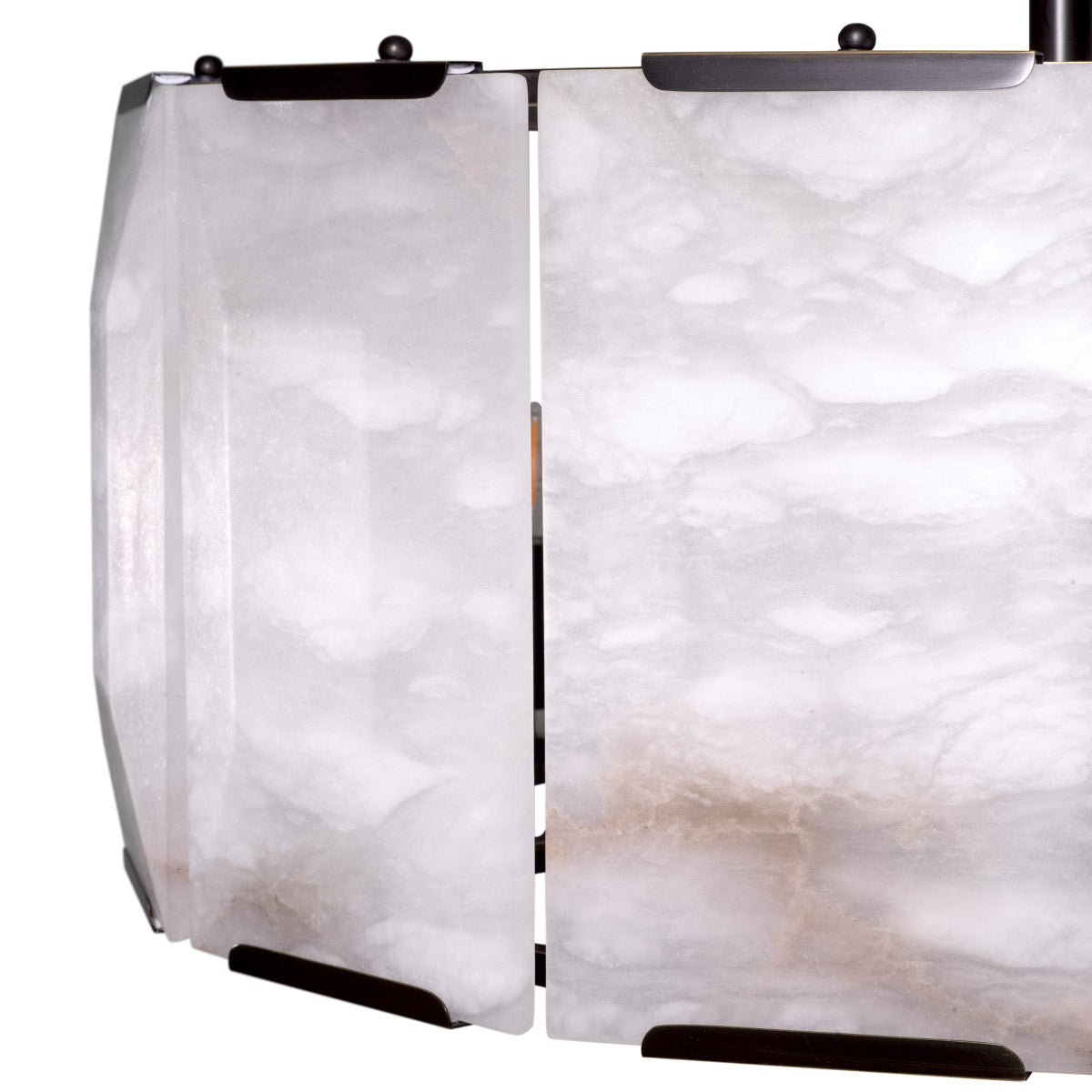 Eichholtz Chandelier Ortiz alabaster in an exquisite dance of radiance. Chandelier Ortiz Crafted by Eichholtz this pendants/lanterns/chan...