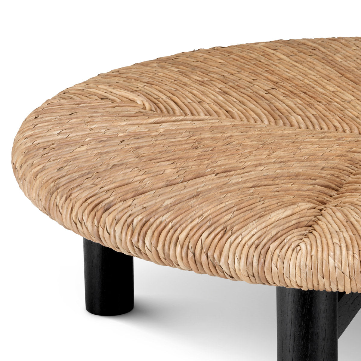 Eichholtz Coffee Table Costello of the Coffee Table Costello offers ample space to display your favorite decor pieces in