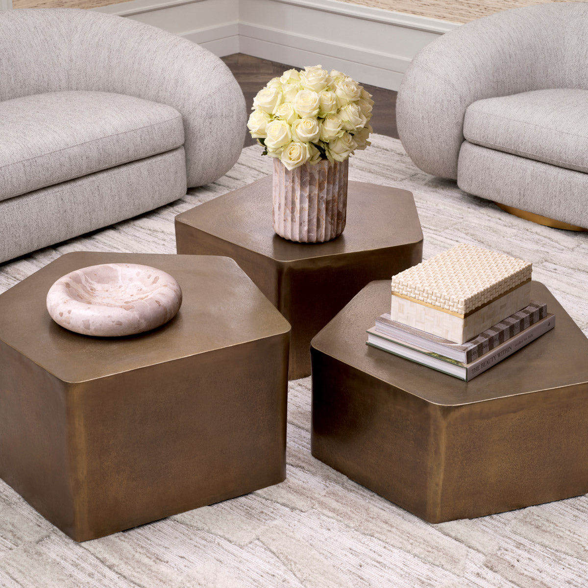 Eichholtz Coffee Table Veenazza set of 3 artisan craftsmanship, these three pieces boast a vintage brass finish for an antiqued look that