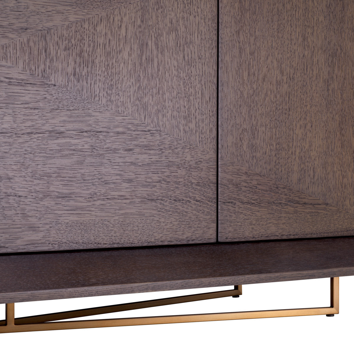 Eichholtz Dresser Sonesta by Eichholtz this dresser pairs refined design with elevated materials for a statement in any