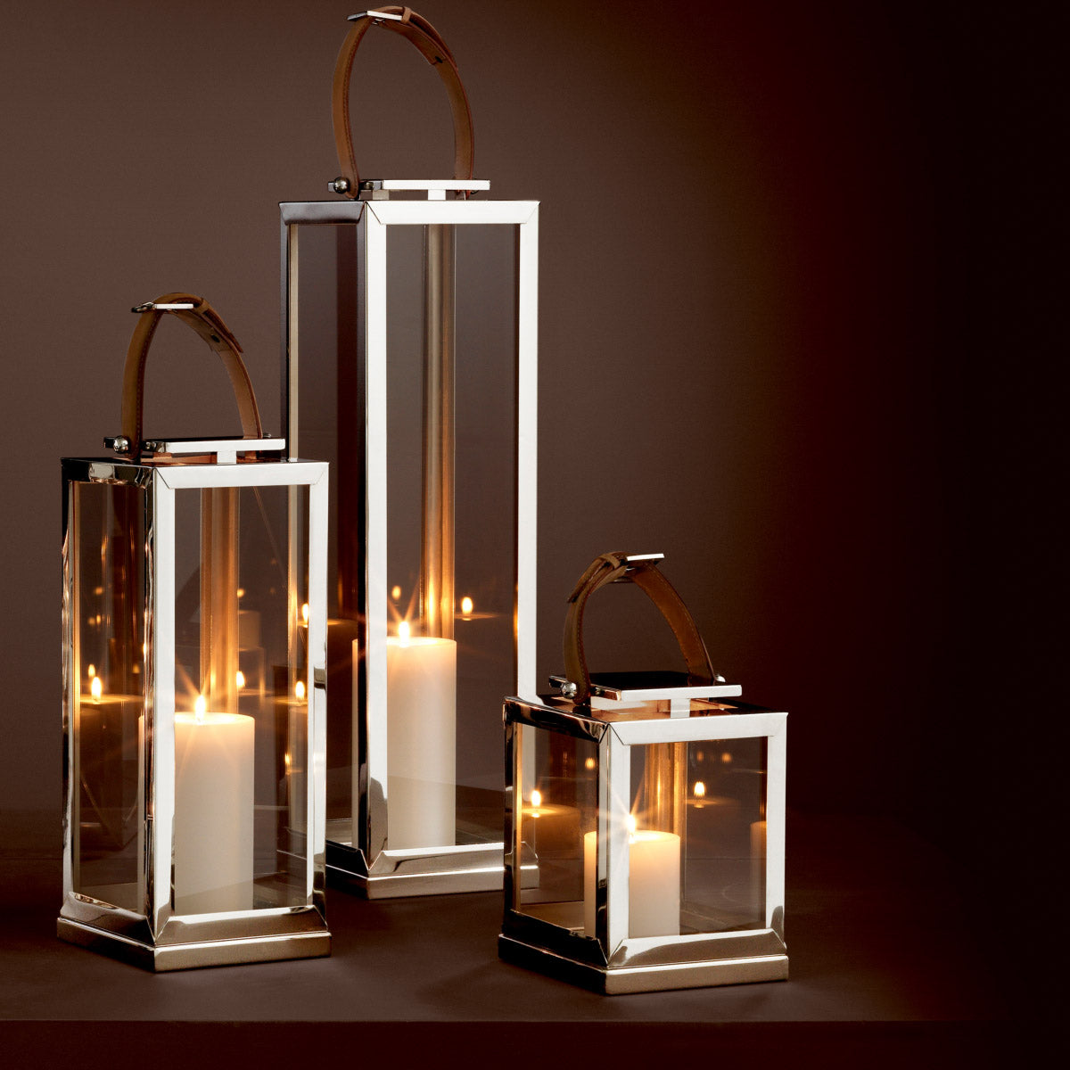 Eichholtz Hurricane Georgian S lovely nickel finished lantern will provide a soft and gentle light in your living space.