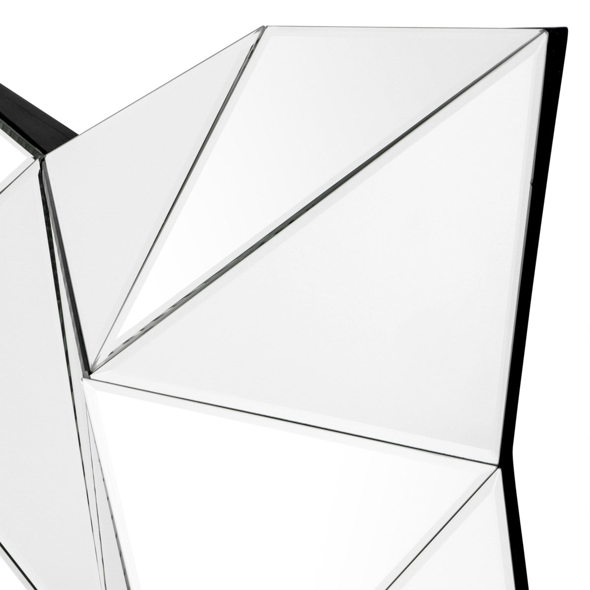 Eichholtz Mirror Boyton mirror pairs refined design with elevated materials for a statement in any luxury interior. Dimensions