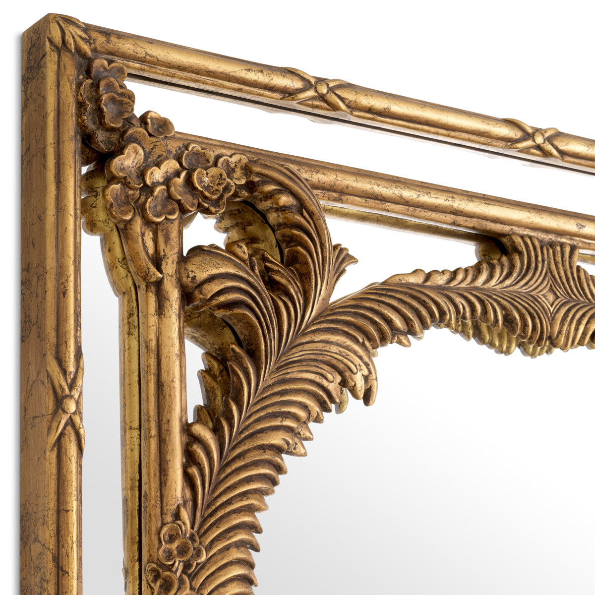 Eichholtz Mirror Le Royal antique gold finish, which provides a warm and inviting glow. The Mirror Le Royal will
