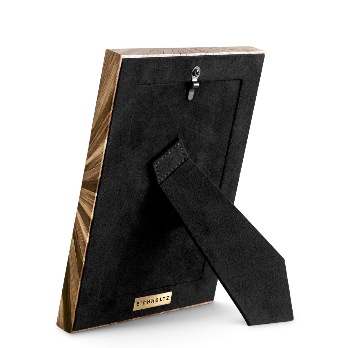 Eichholtz Picture Frame Harvard S space with its straw marquetry design in vibrant green hues. Crafted to perfection, this frame