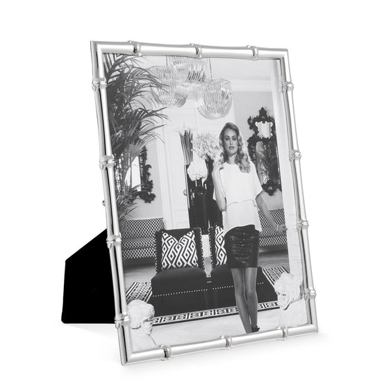 Eichholtz Picture Frame Holden L Whether you love the botanical trend or crave a classic-chic aesthetic, the beautiful Holden L