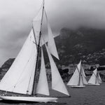 Eichholtz Print Philip Plisson - Classic Week II of sea vessels in a timeless monochrome palette. This iconic piece is encased in a