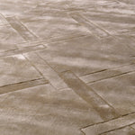 Eichholtz Rug La Belle 118.11 in x 157.48 in There's nothing quite like the soft feel under your feet when you walk on a