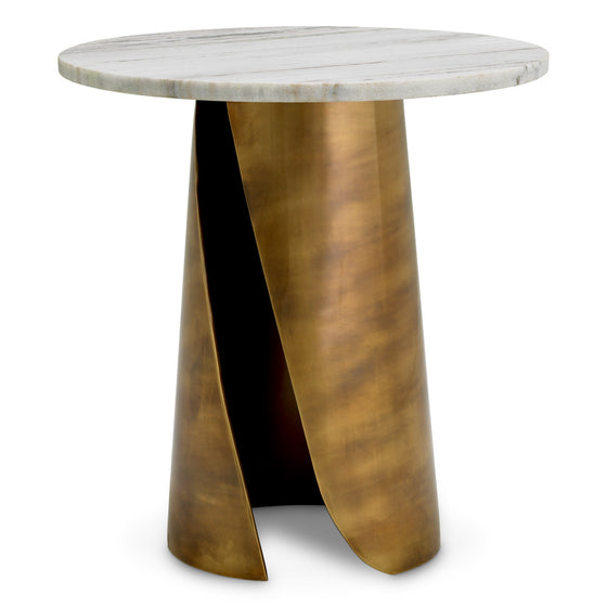 Eichholtz Side Table Nuova Discover the Nuova Side Table from Eichholtz, defining luxury with its sophisticated combination of white