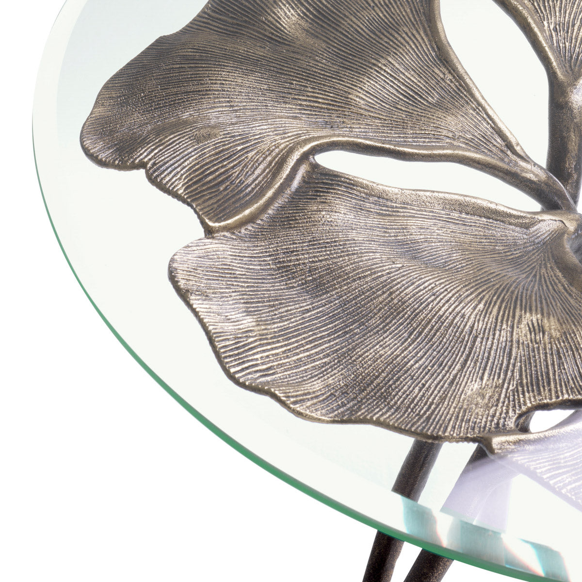 Eichholtz Side Table Poseidon of nature-inspired beauty and sophistication to any living space. Side Table Poseidon Crafted by Eichholtz