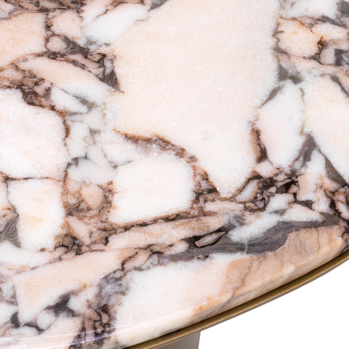 Eichholtz Side Table Shapiro of the base exudes opulence, perfectly complementing the marble's allure. Side Table Shapiro Crafted by