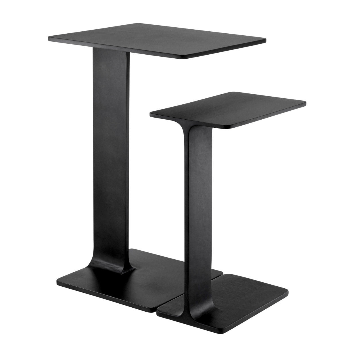 Eichholtz Side Table Smart set of 2 Complete your minimalist or industrial décor with the sleek and straightforward appearance of the Smart