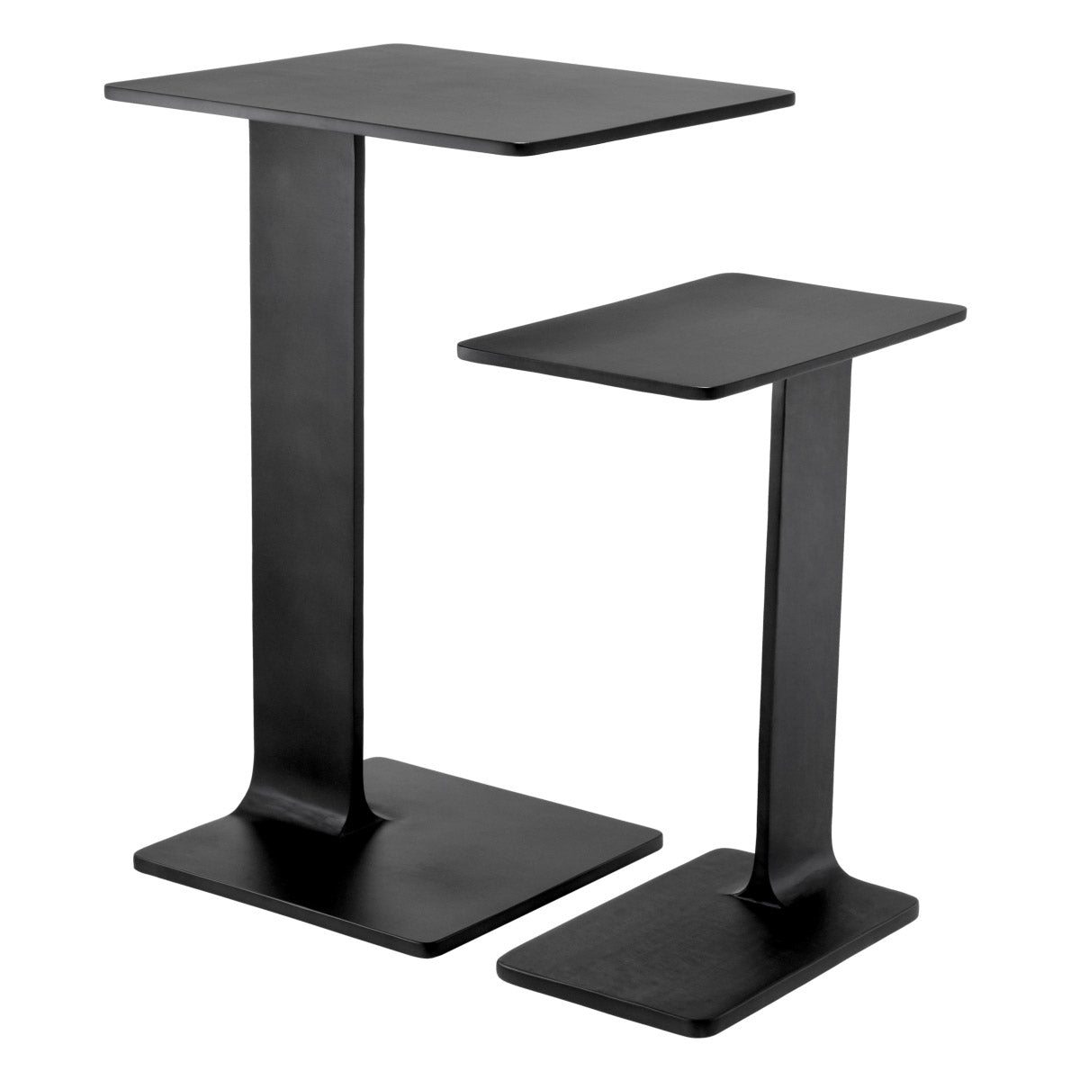 Eichholtz Side Table Smart set of 2 give your interior a boost. The high and low side table can be placed in