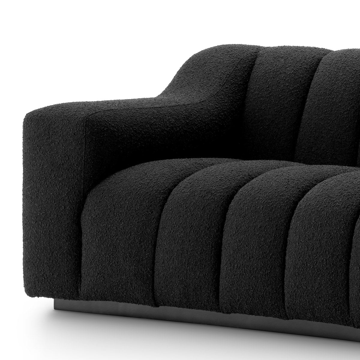 Eichholtz Sofa Kelly L pairs refined design with elevated materials for a statement in any luxury interior. Dimensions W
