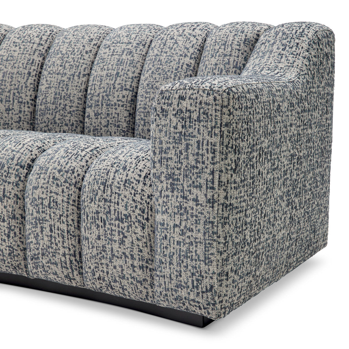 Eichholtz Sofa Kelly S from natural and synthetic fibres without sacrificing comfort and style. Options assembled in the USA
