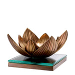 Eichholtz Tealight Holder Lotus guidance.