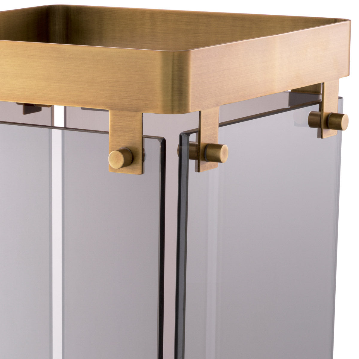 Eichholtz Umbrella Stand Heston effortlessly combines form and function allowing you to store your umbrellas in style. Sleek lines