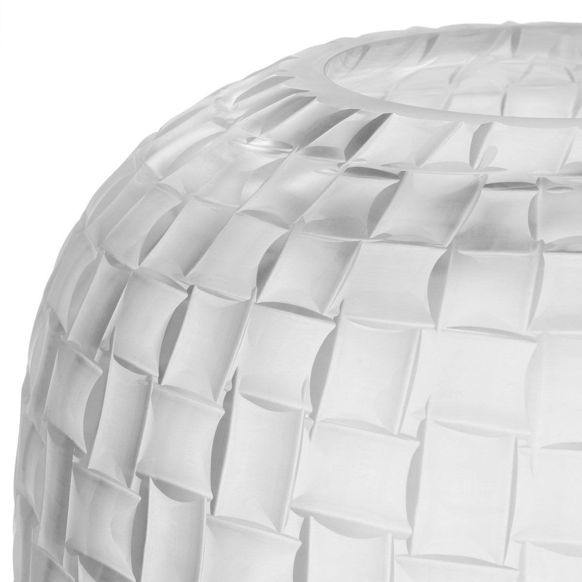 Eichholtz Vase Varese L elevated materials for a statement in any luxury interior. Expertly made for enduring style and