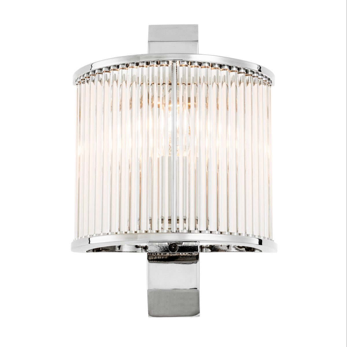 Eichholtz Wall Lamp Oakley pairing vintage design with contemporary aesthetic, this refined sconce exudes timeless appeal. The luminaire...